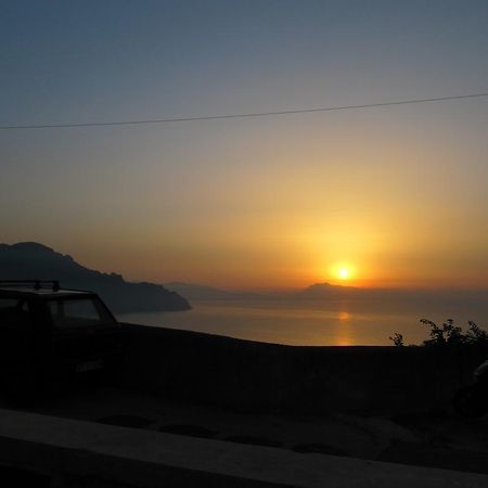 World Center Bed & Breakfast Amalfi Exterior foto